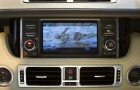 Range Rover 2010 получит встроенную сенсорную GPS систему с двумя областями просмотра.